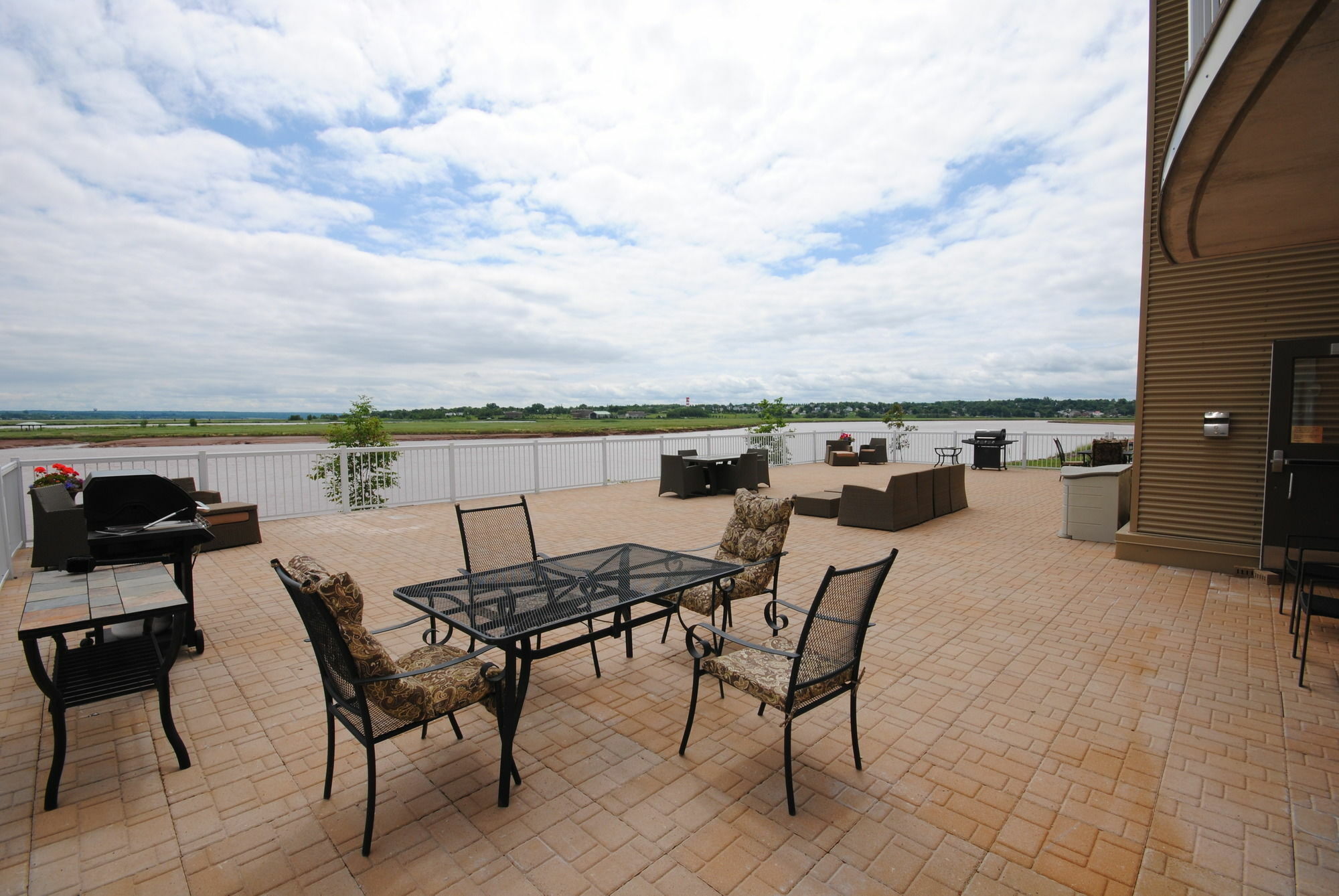 Premiere Suites Монктон Екстер'єр фото
